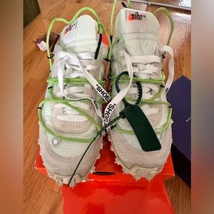 Authentic women waffle off white Nike size 7.5 women